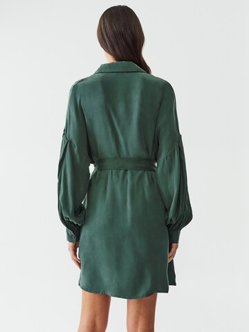 Calli Φόρεμα σε πράσινο: πίσω