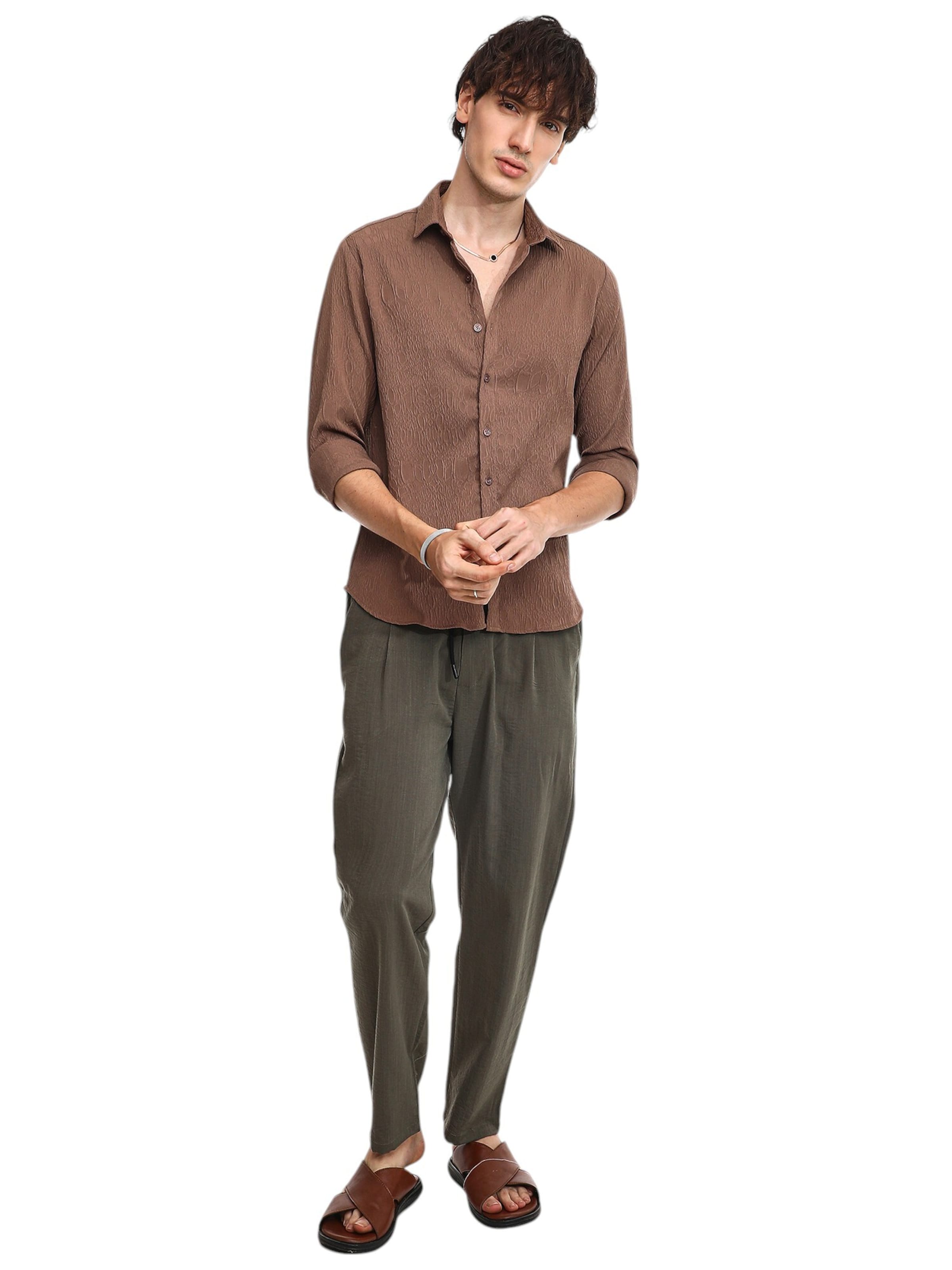 Campus Sutra Tavaline suurus Triiksärk 'Terah', värv pruun