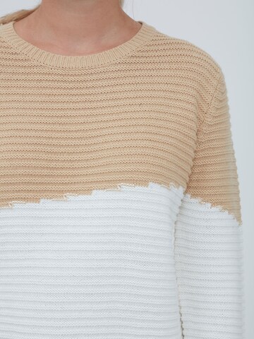 Oxmo Pullover in Beige