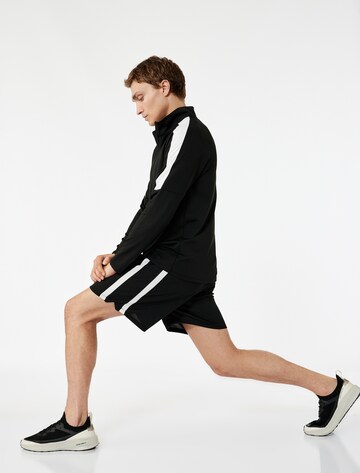 Koton Regular Hose in Schwarz