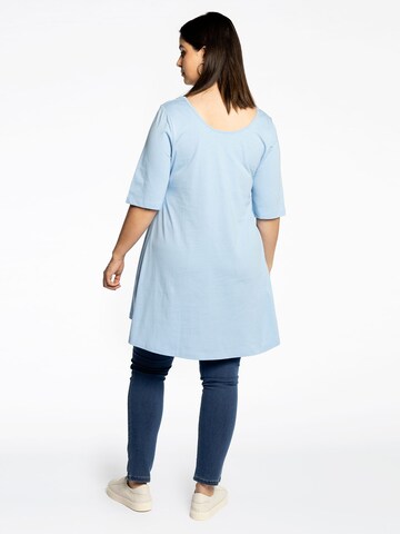 Yoek Shirt 'Lieke' in Blauw