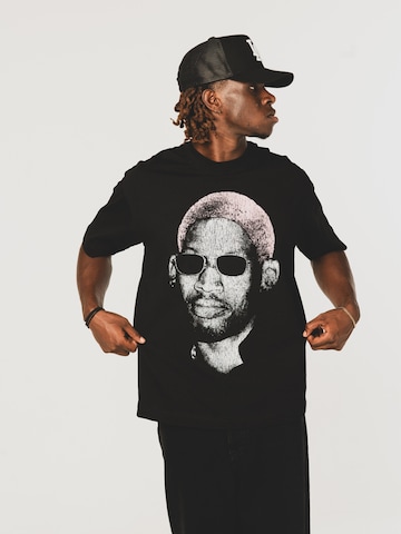 ATELIER OF FAITH Shirt 'RODMAN - MISUNDERSTOOD SINCE DAY ONE' in Zwart: voorkant
