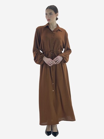 Robe-chemise Elara en marron