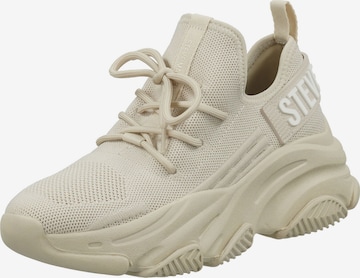 Baskets basses STEVE MADDEN en beige : devant