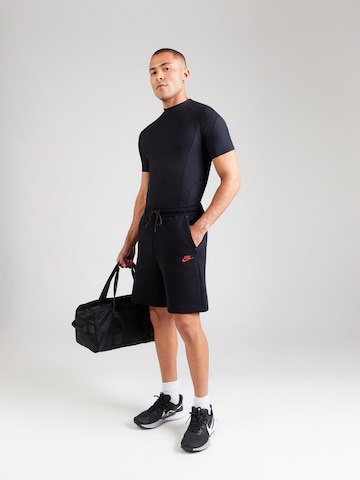 NIKE - Camisa funcionais 'Pro' em preto