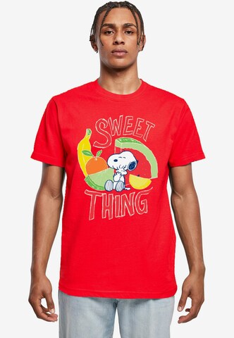 Merchcode Shirt 'Peanuts - Sweet Thing' in Rood: voorkant
