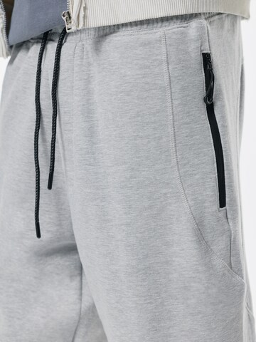 Effilé Pantalon Pull&Bear en gris