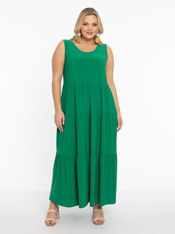 Yoek Dress in Green