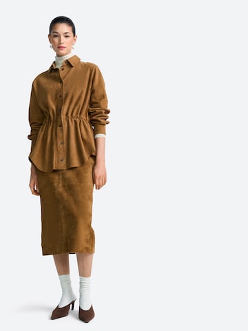 Rich & Royal Blouse in Bruin