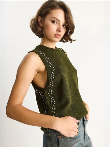 Top in maglia di Bianco Lucci in verde