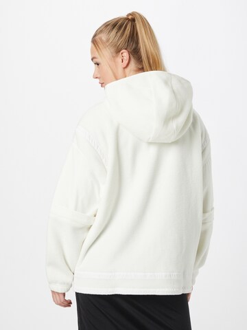 ADIDAS ORIGINALS Prehodna jakna 'Polar Fleece' | bela barva