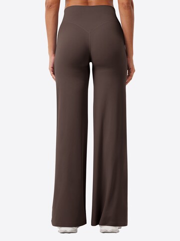 ZAAYO Wide leg Workout Pants in Purple