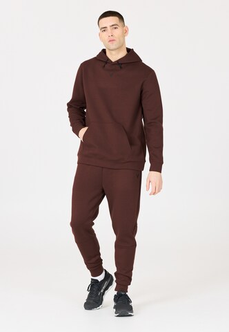 Virtus Tapered Sweatpants 'Taro' in Rot