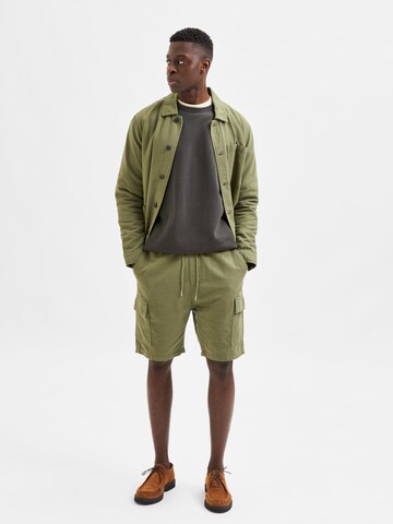 Regular Pantalon cargo 'Portland' SELECTED HOMME en vert