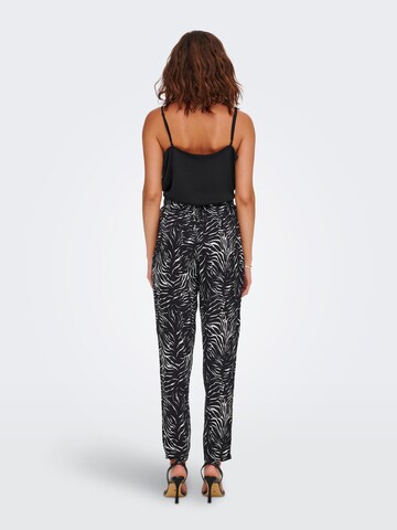 Effilé Pantalon 'Mille' ONLY en noir