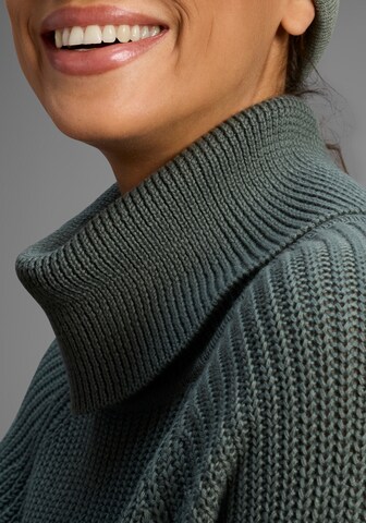 KangaROOS Sweater in Green