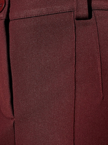 regular Pantaloni con piega frontale di Dilvin in rosso