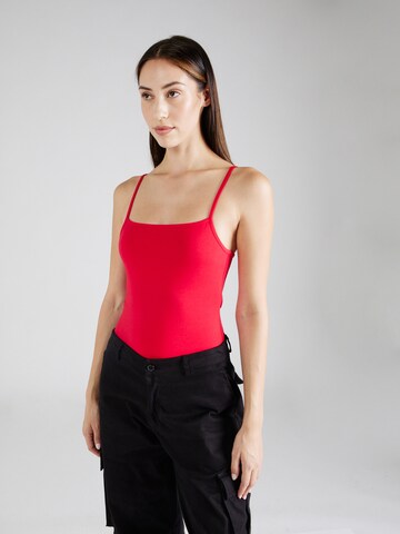 ONLY Body in Rot: Vorderseite