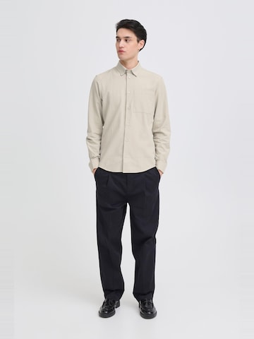 Coupe regular Chemise ' CFAaberg ' Casual Friday en beige