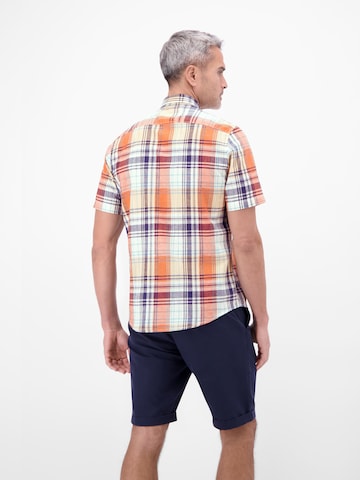 LERROS Regular Fit Kariertes Kurzarmhemd aus Baumwolle und Leinen in Weiß