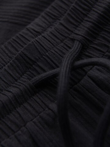 Ombre Regular Pants in Black