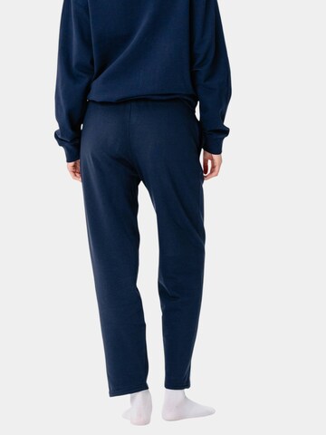 TEESHOPPEN Tapered Pants in Blue