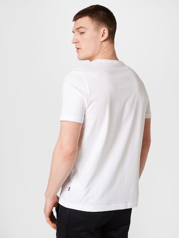 PUMA Λειτουργικό μπλουζάκι 'Essentials' σε λευκό