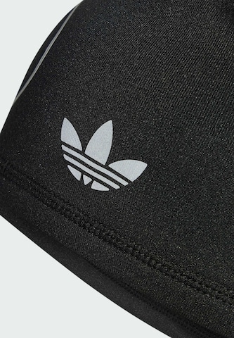 ADIDAS ORIGINALS Čepice – černá