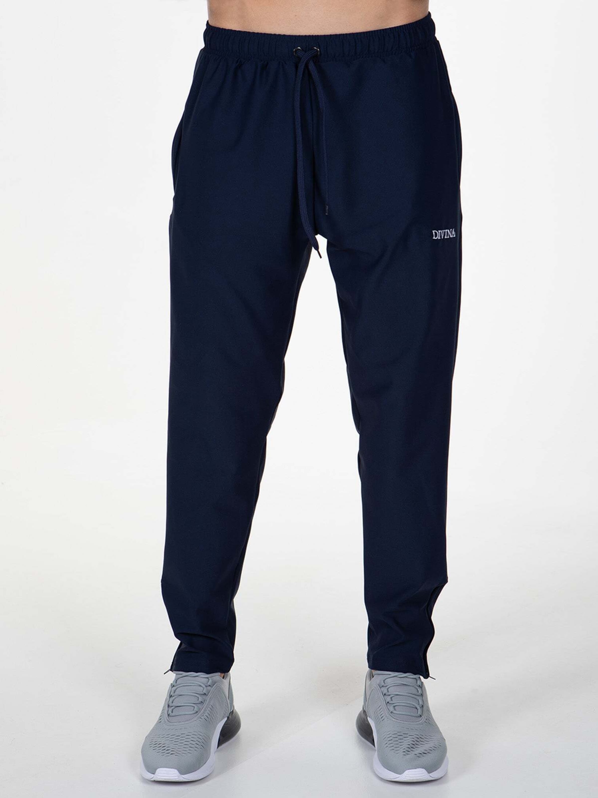 Slimfit Pantaloni sportivi 'Ultra' di Divina in blu: frontale