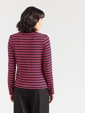 MORE & MORE T-shirt i rosa