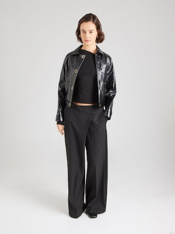 Tricou 'Liv' de la ABOUT YOU pe negru