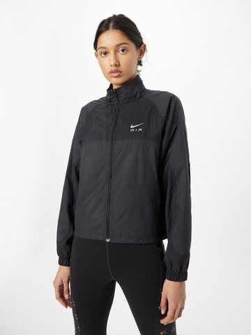 Veste de sport NIKE en noir : devant