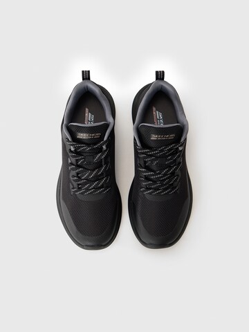 SKECHERSNiske tenisice 'BOBS MODE FLEX' - crna boja