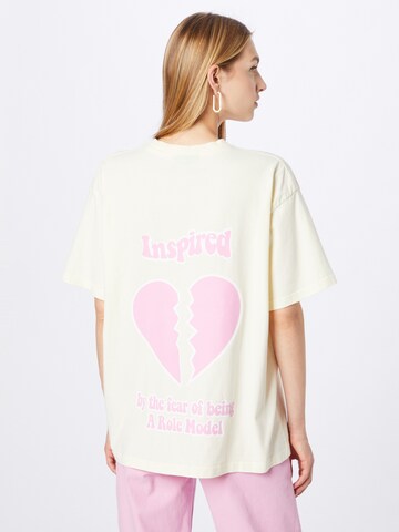 Pegador Oversize t-shirt 'SYLMAR' i vit