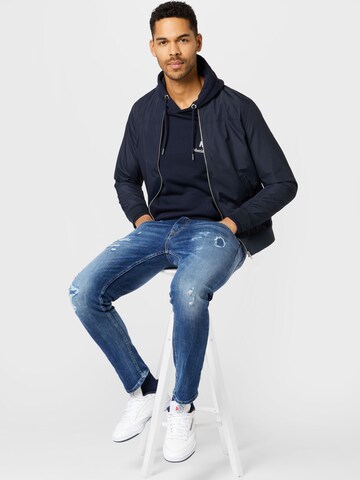 Matinique Sweatshirt 'Bradley' in Blau