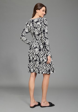 Neun Monate Dress in Black