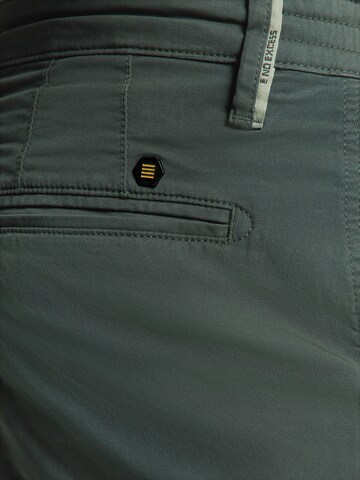 No Excess Regular Trousers in Green