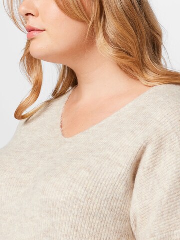 Vero Moda Curve Sweter w kolorze beżowy