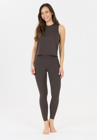 Athlecia Top Pacy V2 in Braun