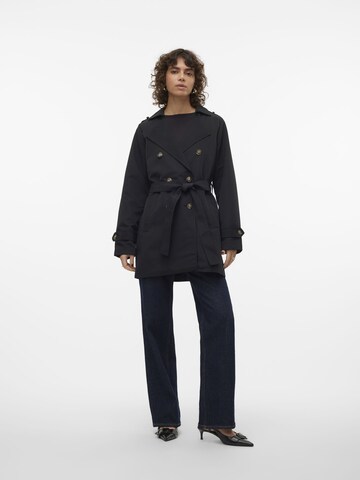 Manteau mi-saison 'CHLOE' VERO MODA en noir