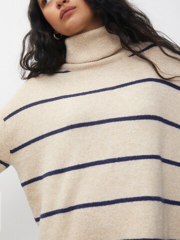 Pull&Bear Knit dress in Beige