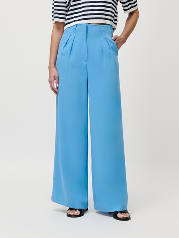 LeGer by Lena Gercke Wide leg Pleat-Front Pants 'Camilla' in Blue: front