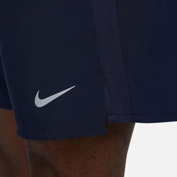 NIKE Regular Sportbroek 'Challenger' in Blauw