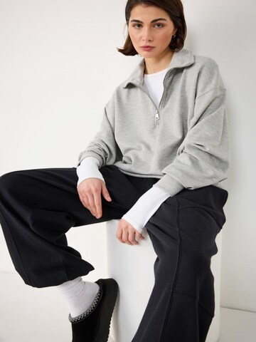 No Matter What Sweatshirt in Grau