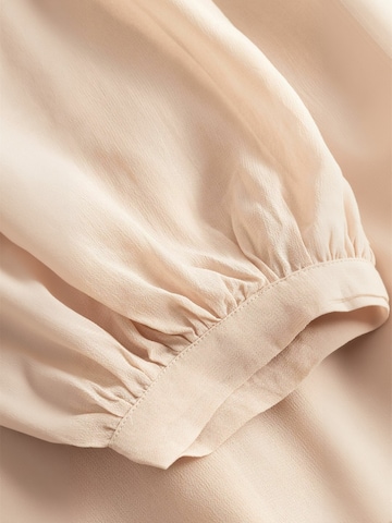 Rochie ' N-Lorenia ' de la Noella pe roz