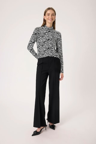 SOAKED IN LUXURY - Camisa 'Hanadi' em preto