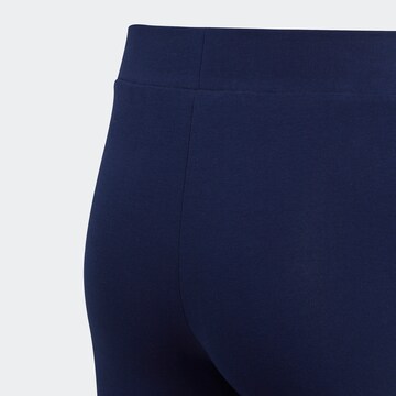 ADIDAS SPORTSWEARTapered Sportske hlače 'Essentials Linear Logo ' - plava boja