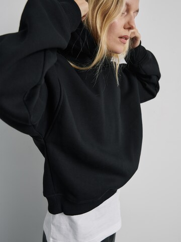 ABOUT YOU x Marie von Behrens - Sudadera 'Paloma' en negro