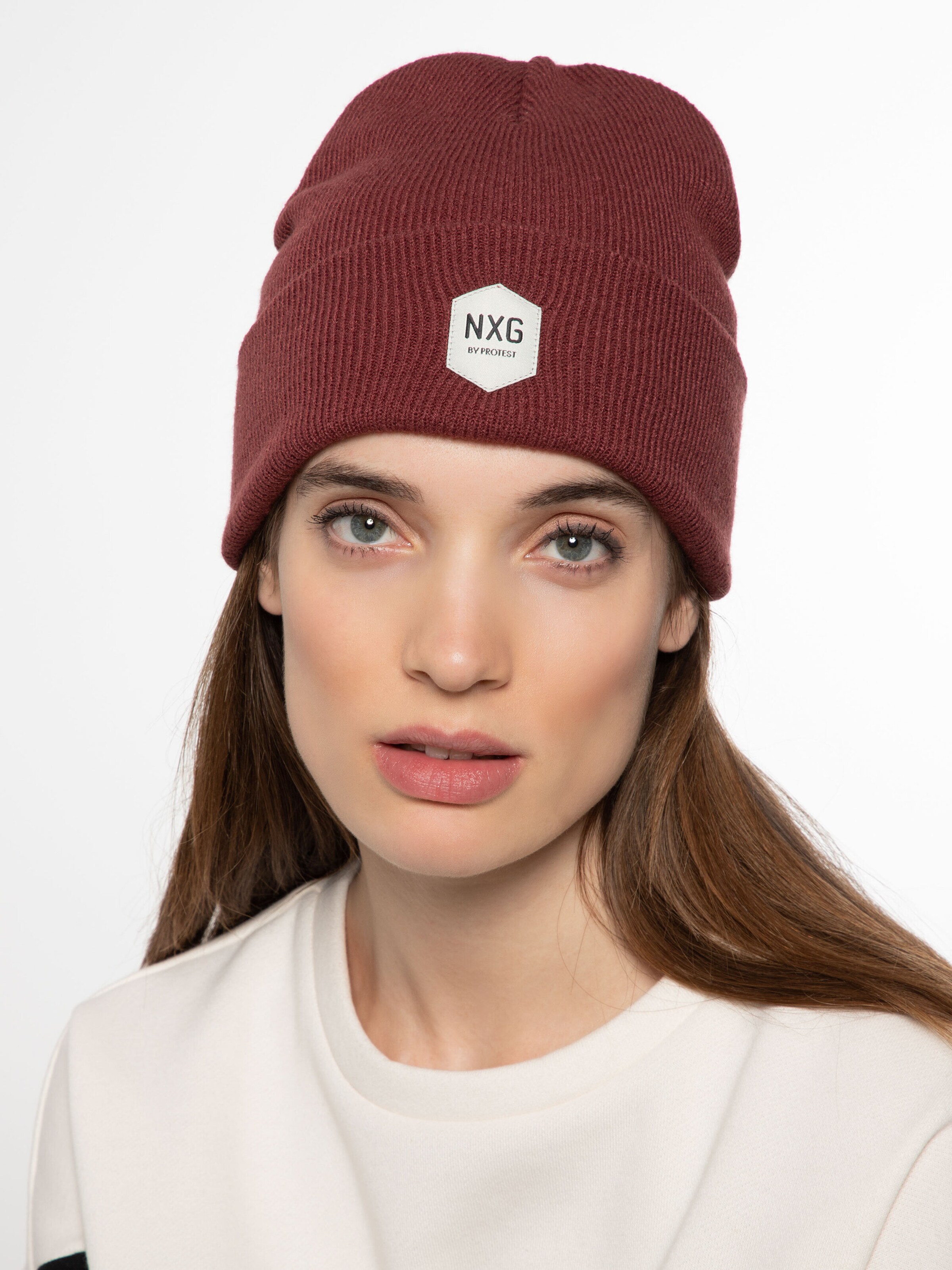PROTEST Beanie 'NXG REBELLY' in Red: front