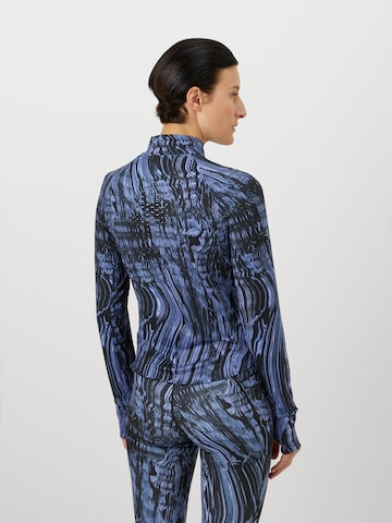 Hanorac sport de la NIKE pe albastru